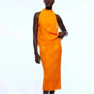 Zara Textured Pencil Skirt Orange NWOT